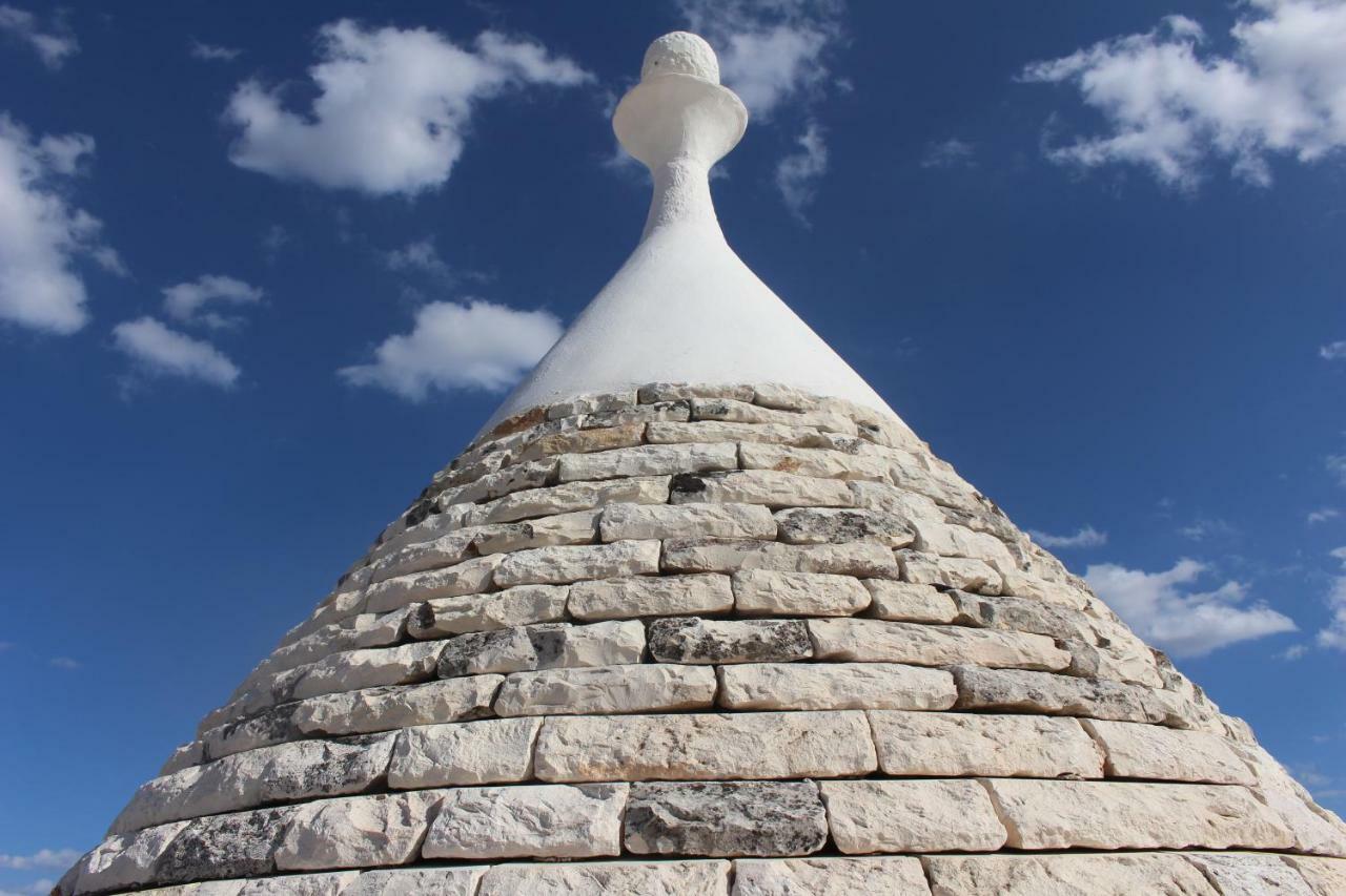 I Trulli Del Mulino Villa Locorotondo Exterior photo