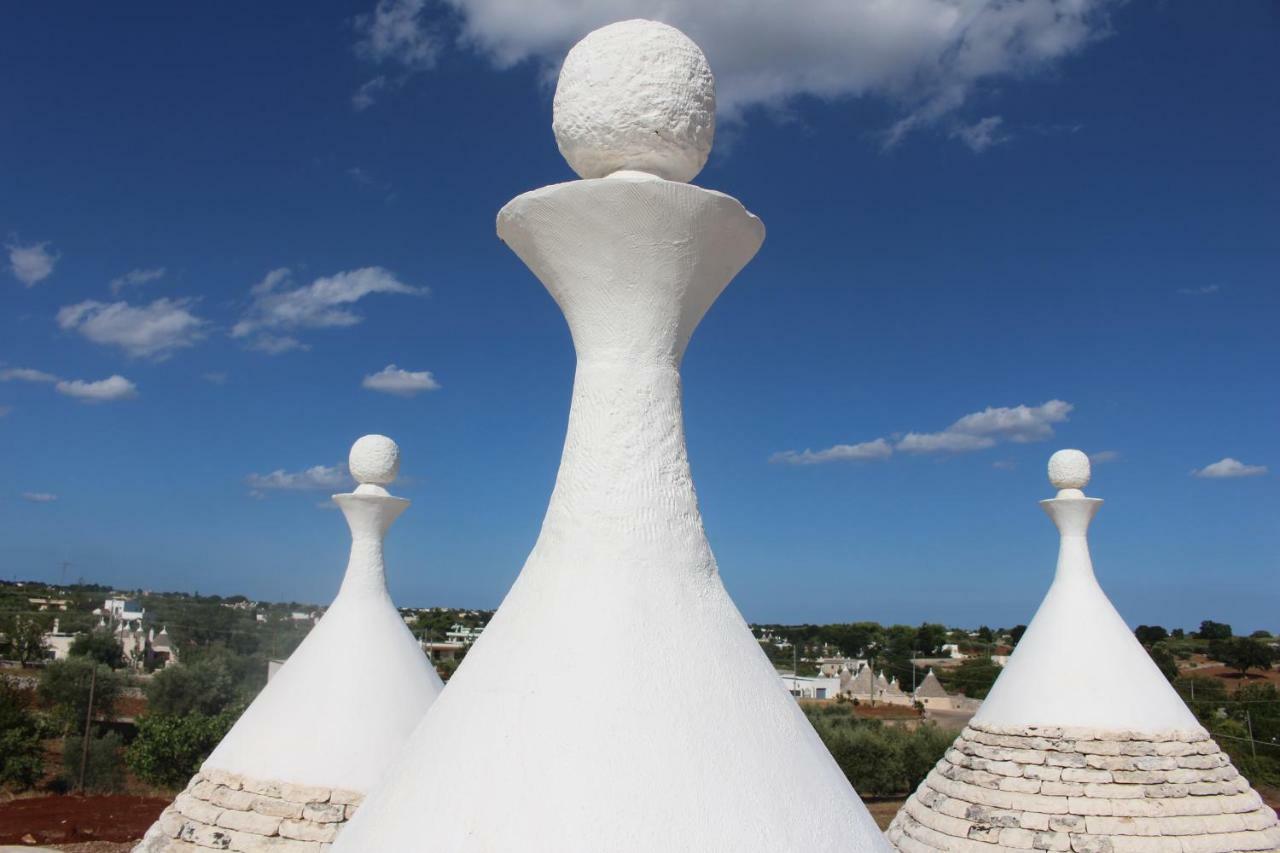 I Trulli Del Mulino Villa Locorotondo Exterior photo