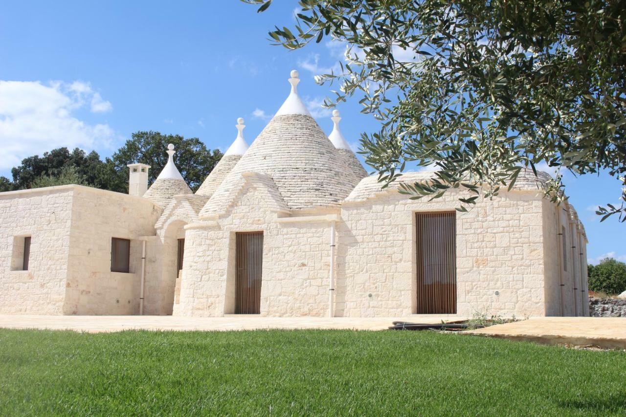 I Trulli Del Mulino Villa Locorotondo Exterior photo